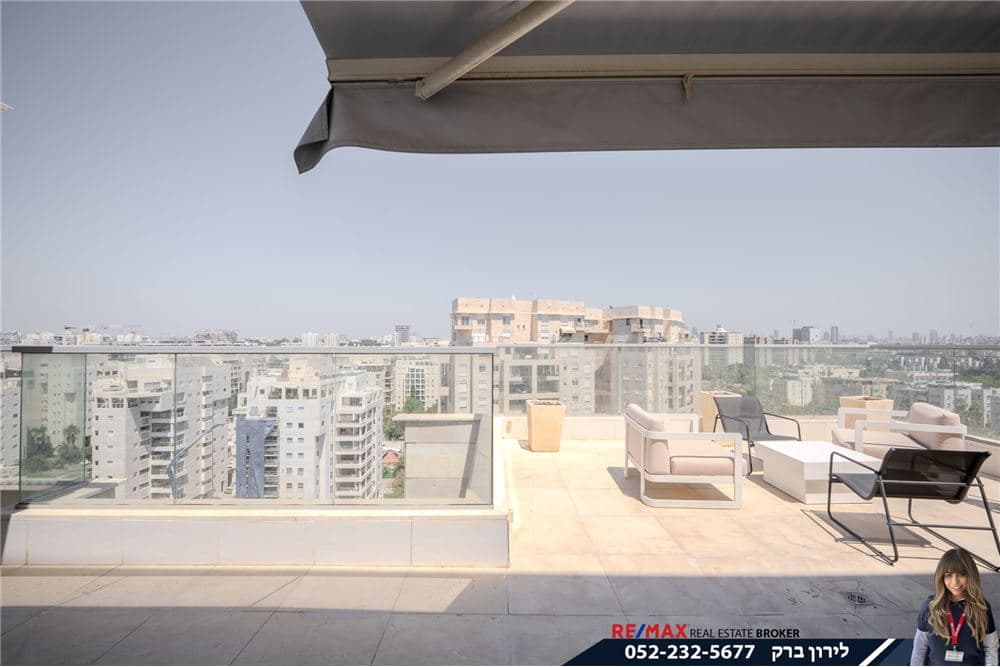מיני פנטהאוז ענק עם נוף מטריף לים! — 6