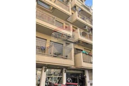 למכירה פנטהאוז בלב הפועם והצבעוני של פלורנטין!