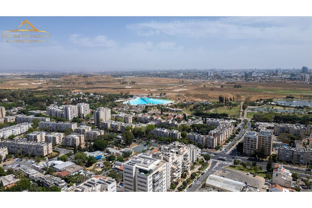 למכירה פנטהאוז מעוצב עם מרפסת ענקית! — 5