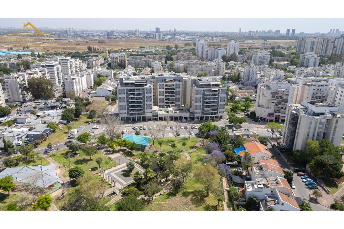 למכירה פנטהאוז מעוצב עם מרפסת ענקית! — 15