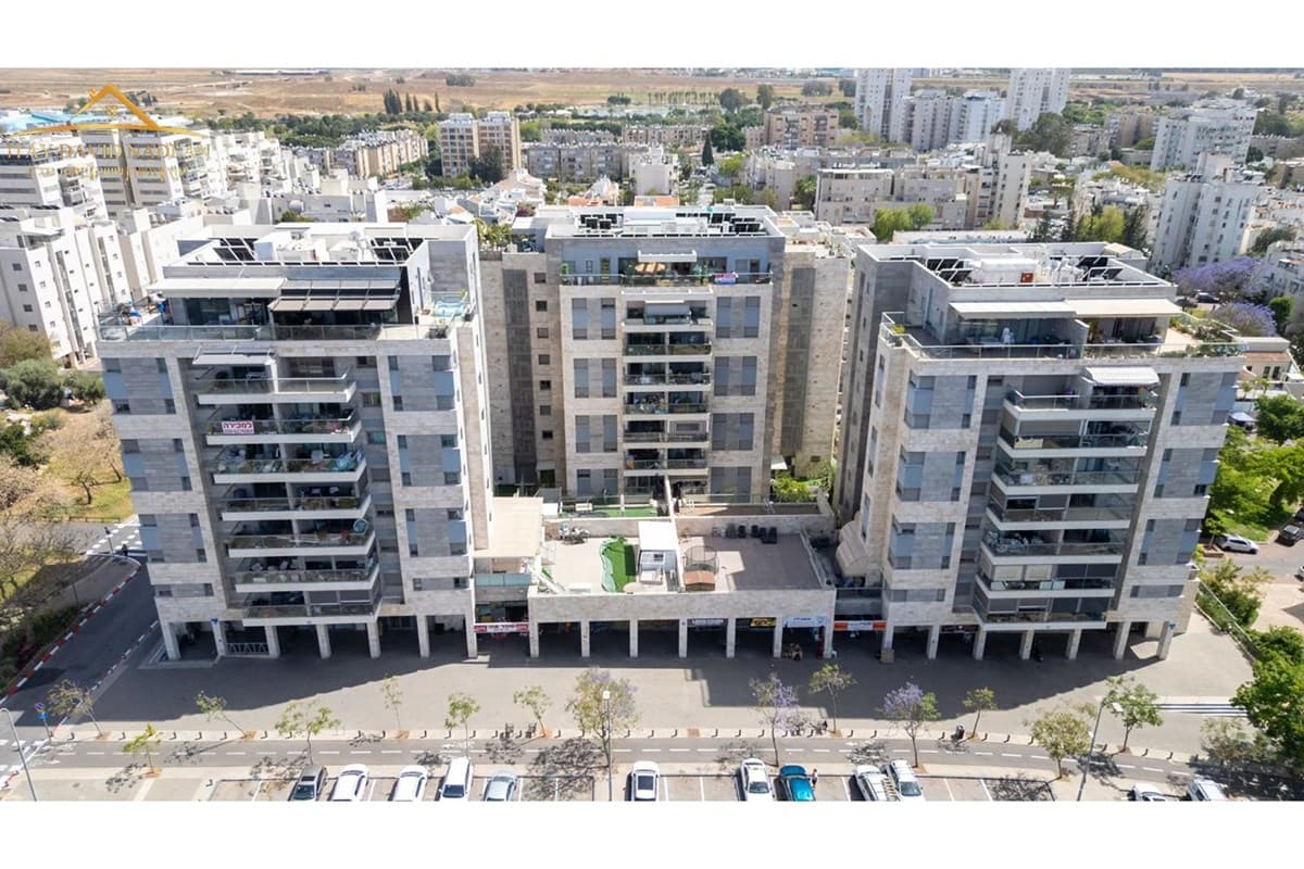 למכירה פנטהאוז מעוצב עם מרפסת ענקית! — 16