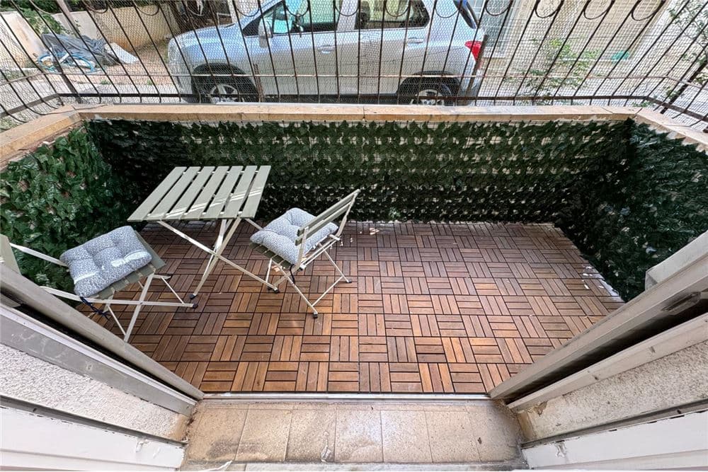 למכירה דירת 2.5 חד' מרחק מגבת מהים! — 6