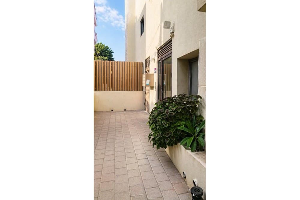 דירה מרווחת עם חנייה וממ"ד בשכונת שפירא! — 8