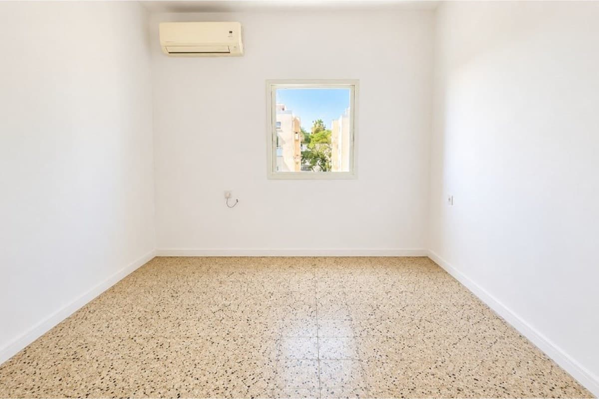 דירת 4 חד' מרווחת עם מקלט וחניה בטאבו! — 9