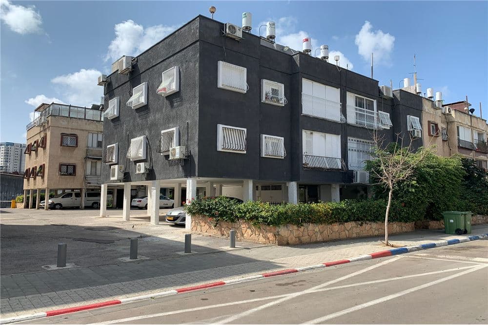 למכירה בשכונת בית יעקב דירת גג מדהימה! — 7