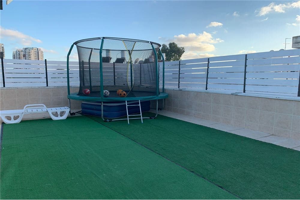 למכירה בשכונת בית יעקב דירת גג מדהימה! — 10