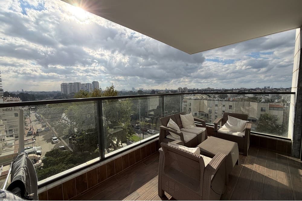 דירת 4 חד' מרווחת עם ממ"ד וחנייה! — 13