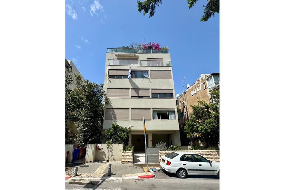 למכירה דירת 2 חדרים עם ממ"ד! — 3