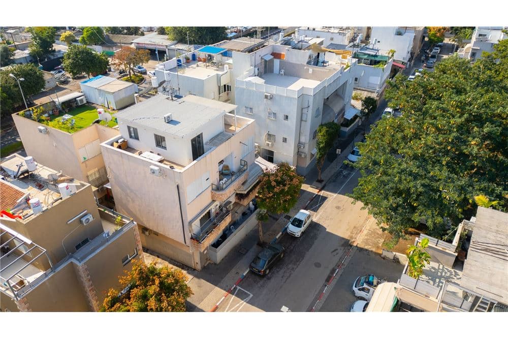 דירת 5 חד' מרווחת עם ממ"ד, חניה ומחסן! — 16
