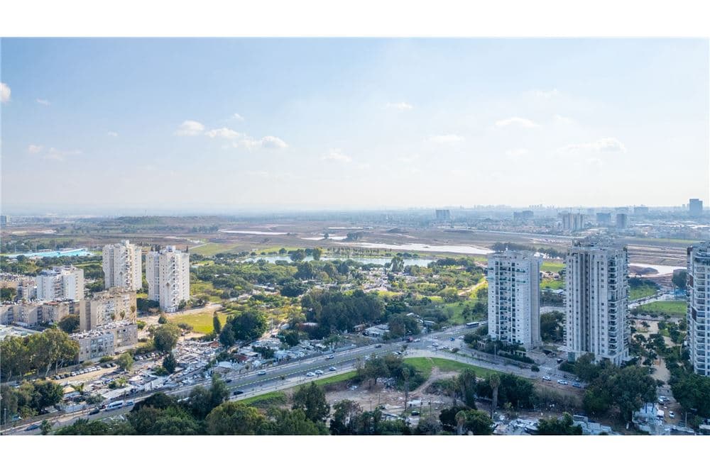 דירת 5 חד' מרווחת עם ממ"ד, חניה ומחסן! — 17