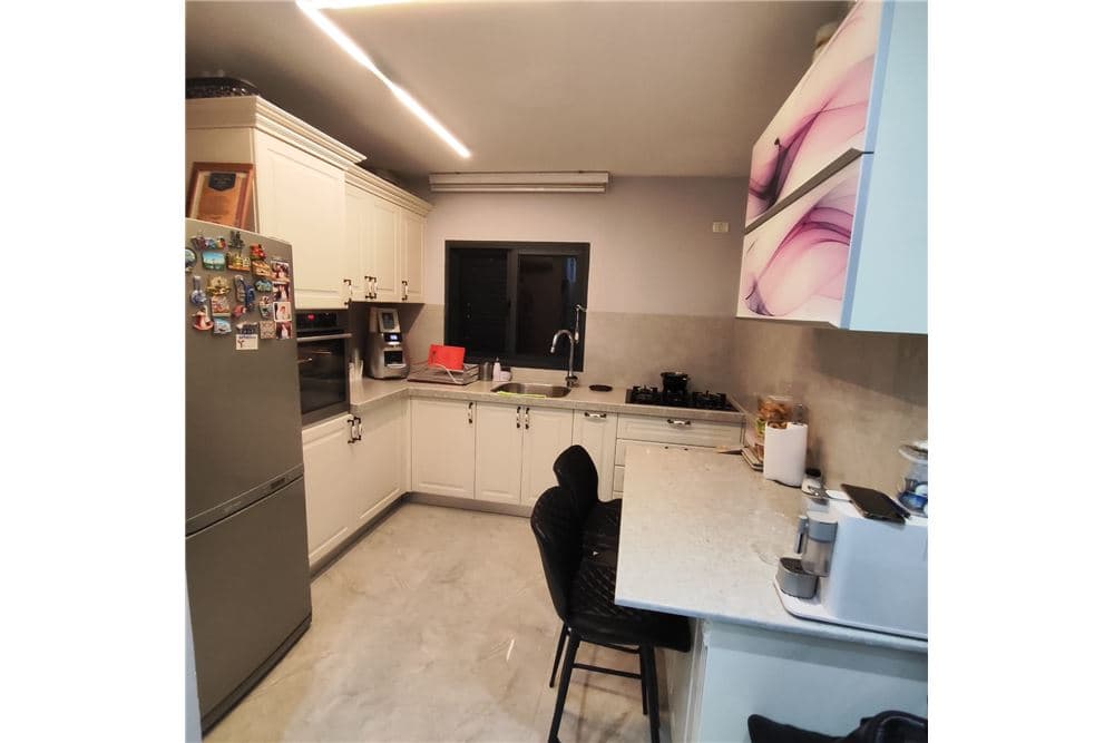 הזדמנות מצוינת לדירה מושקעת במיקום מרכזי ושקט! — 3