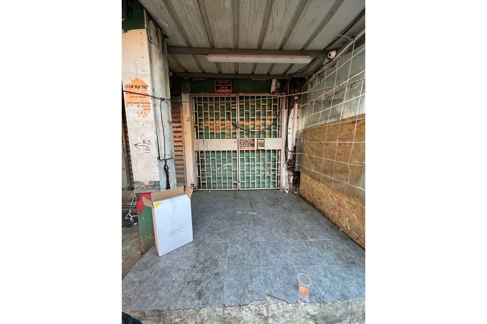 למכירה 4 חנויות בשוק התקווה במיקום מנצח ומרכזי! — 5