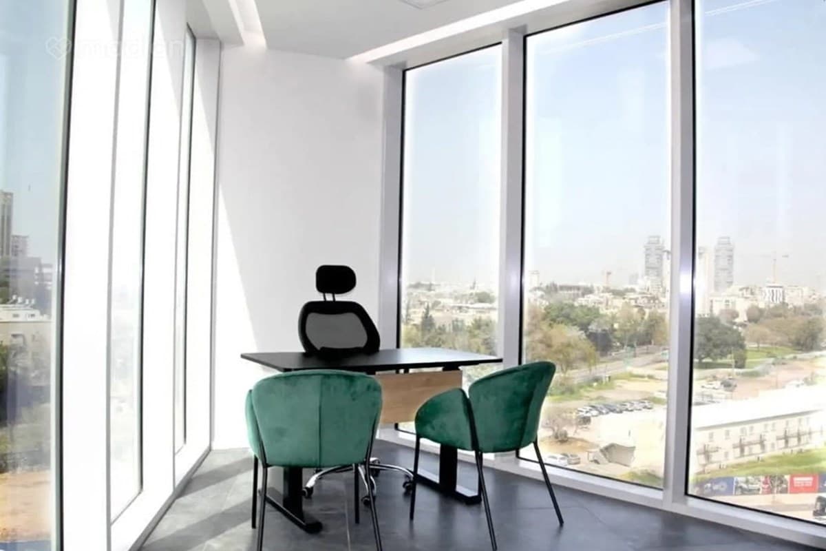 משרד פינתי ומתוק למכירה במגדלי WE TLV