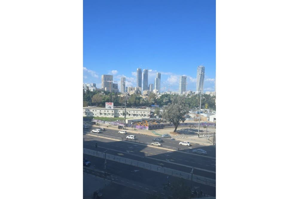 להשכרה במגדלי הצעירים! — 2