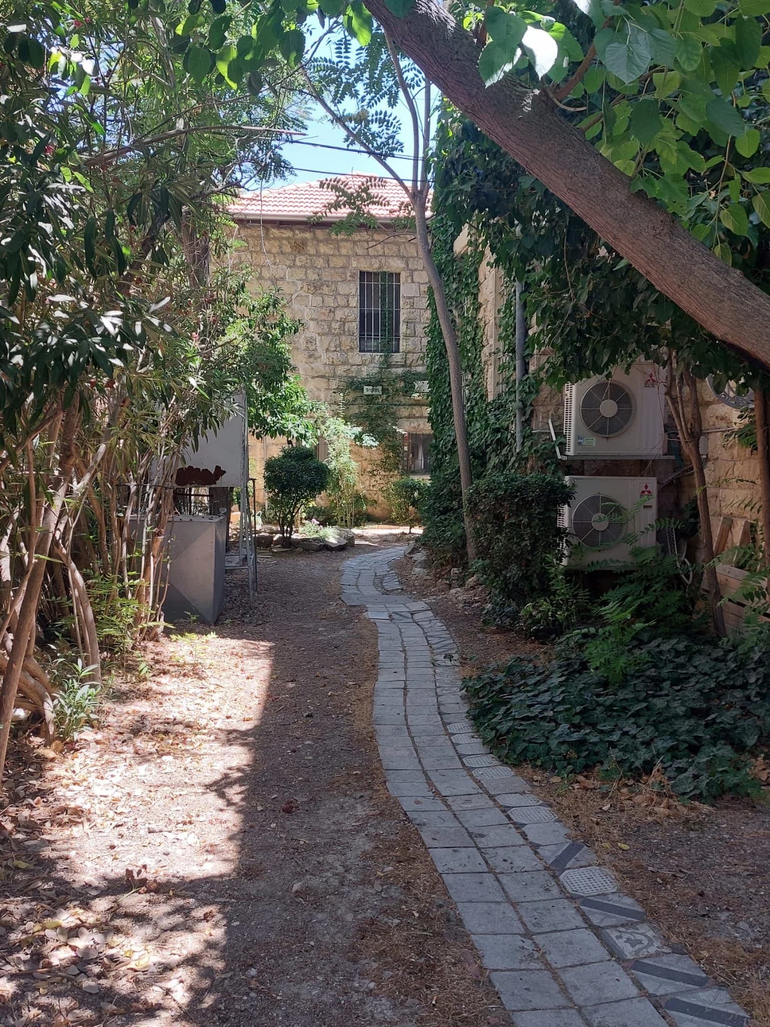 דירת גן 3 חדרים, 80 מ"ר במושבה הגרמנית — 8