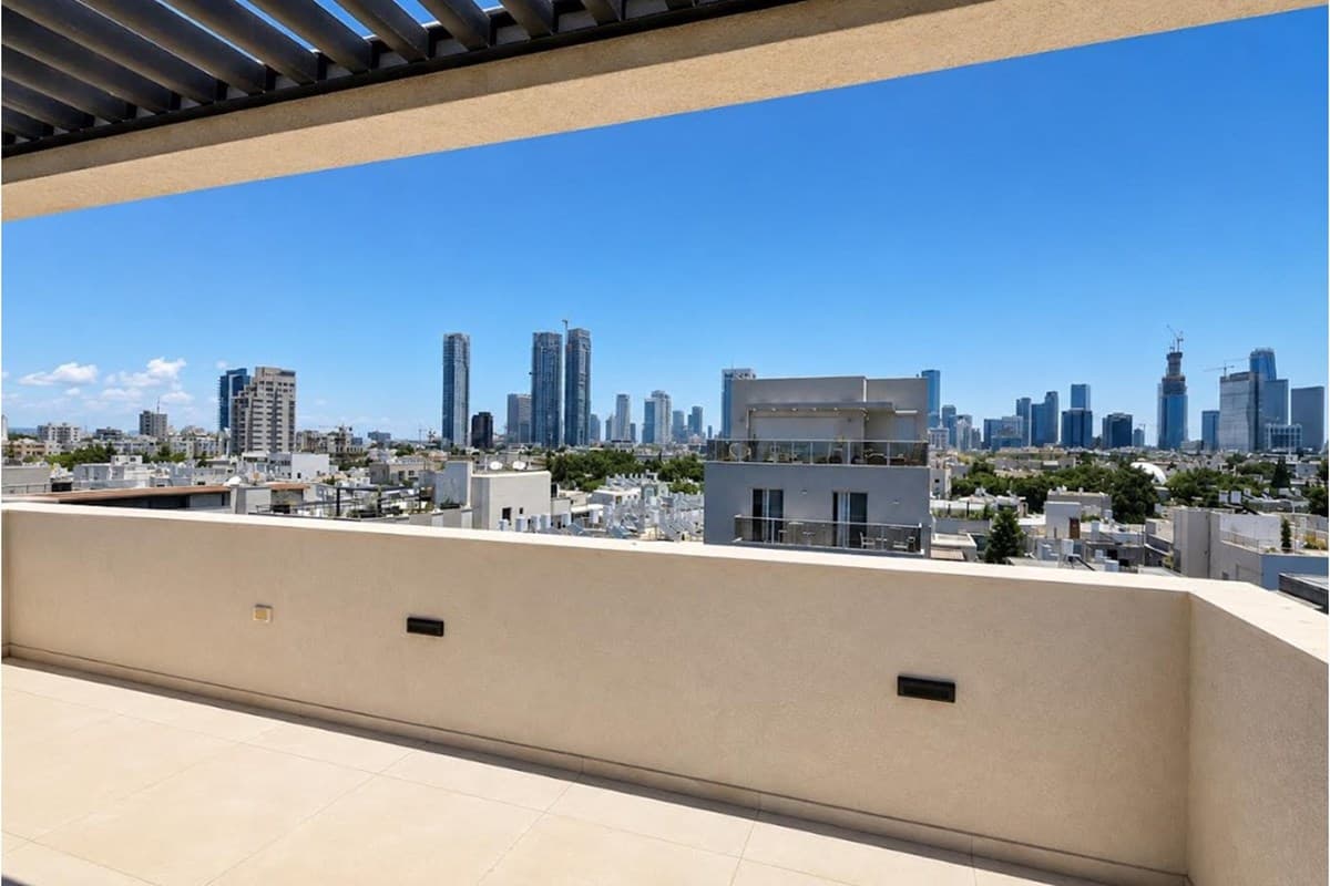 פנטהאוז יחיד בקומה עם נוף לים! — 2
