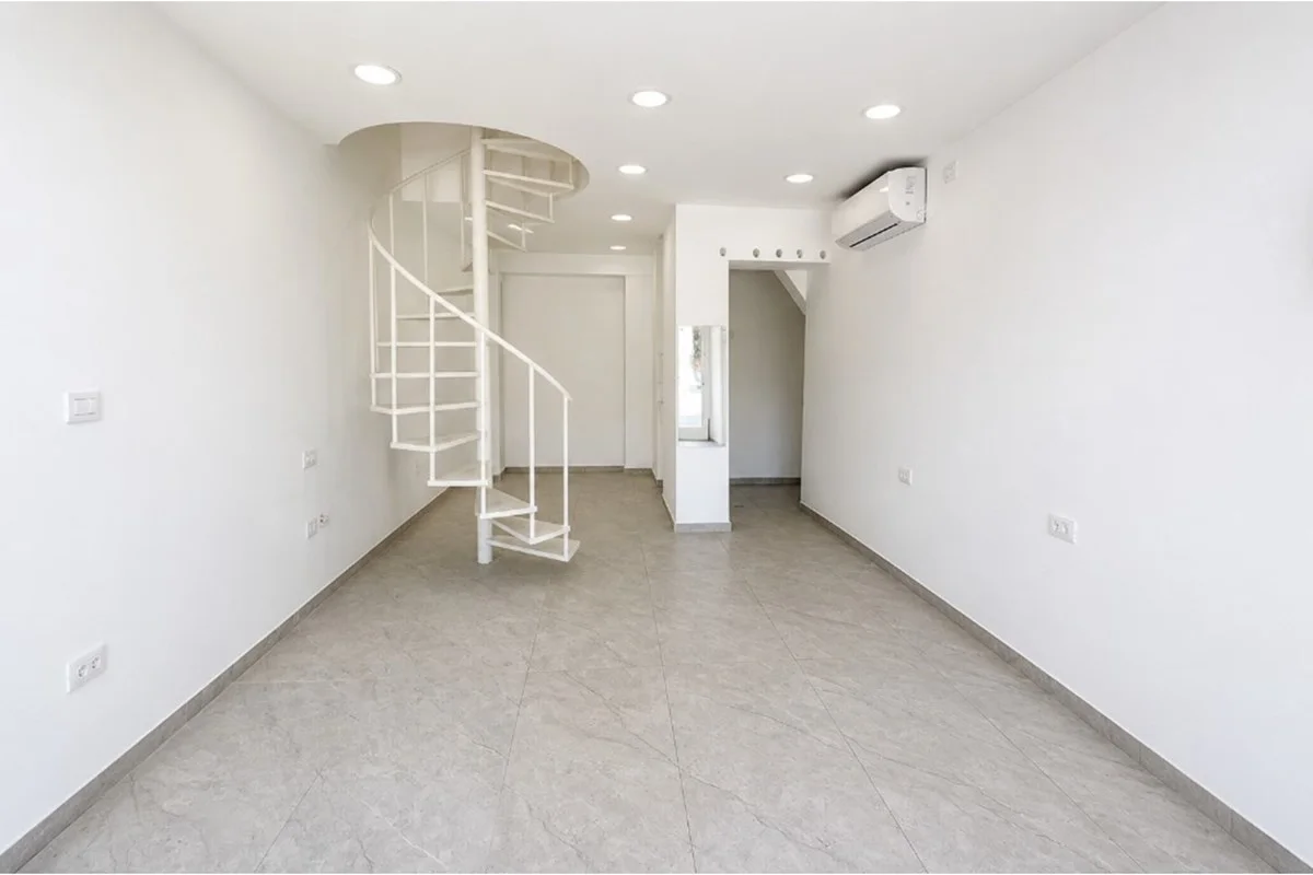 להשכרה חנות במיקום מעולה!