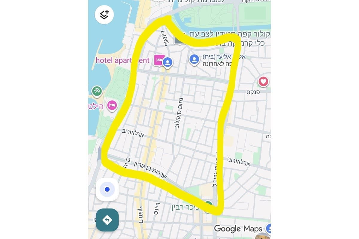 למכירה בניין בשלמותו במיקום מעולה!