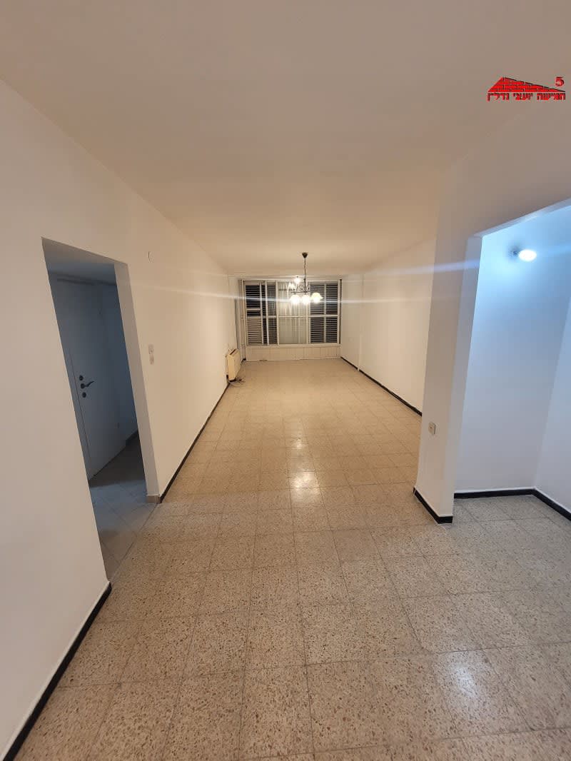 דירה 4 חדרים, 100 מ"ר בראשון לציון