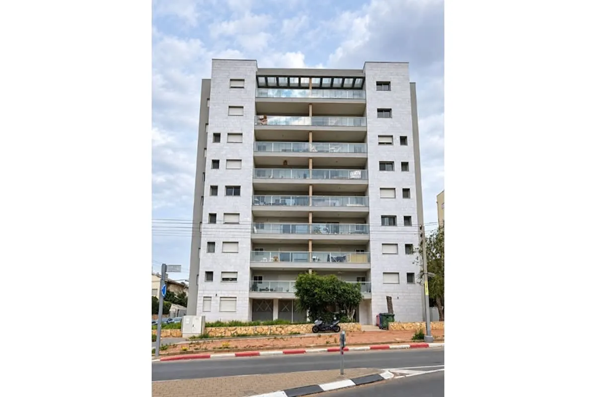 באחד מאזורי המגורים השקטים והמבוקשים בתל אביב.