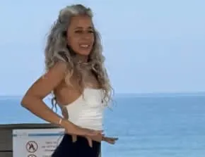 יוגה ויניאסה בהשראת איינגר שיקומי