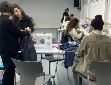 קורס תפירה ומיחדוש בגדים
